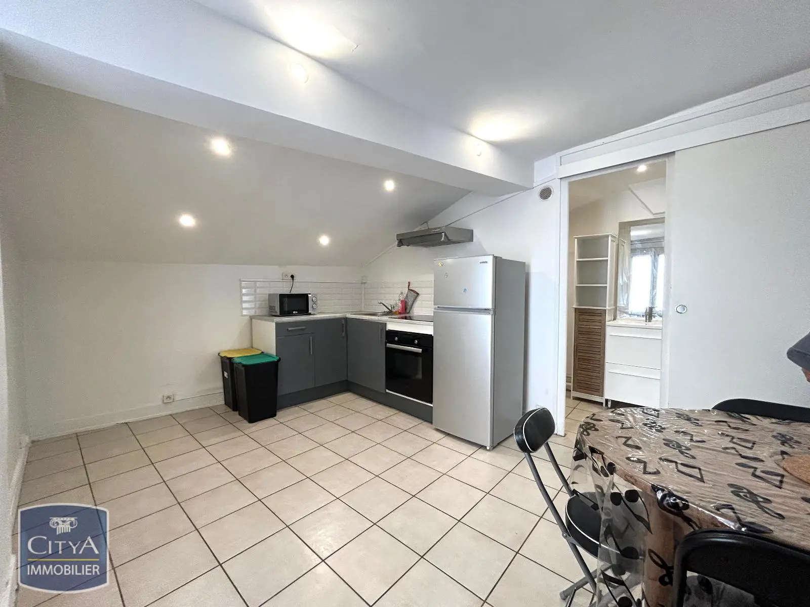 Photo 1 Appartement 2 pièces 23.91m²