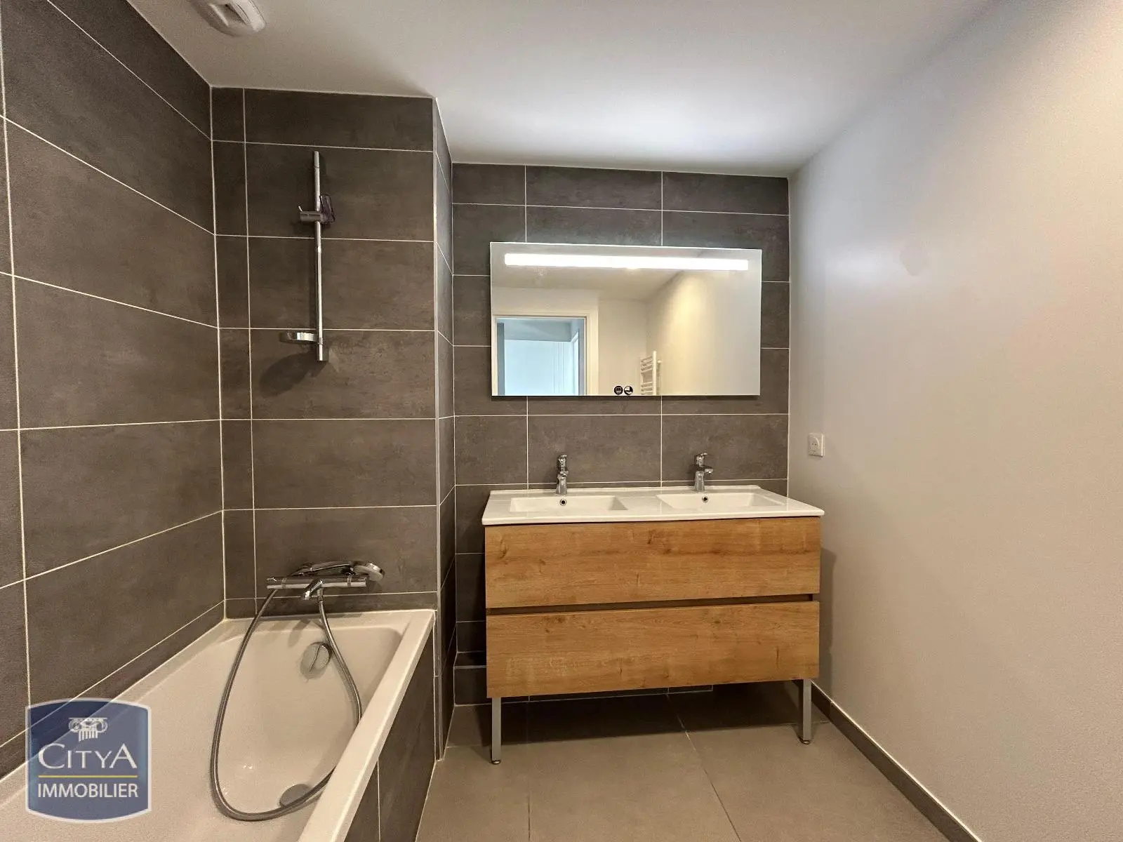 Photo 7 Appartement 3 pièces 70.49m²