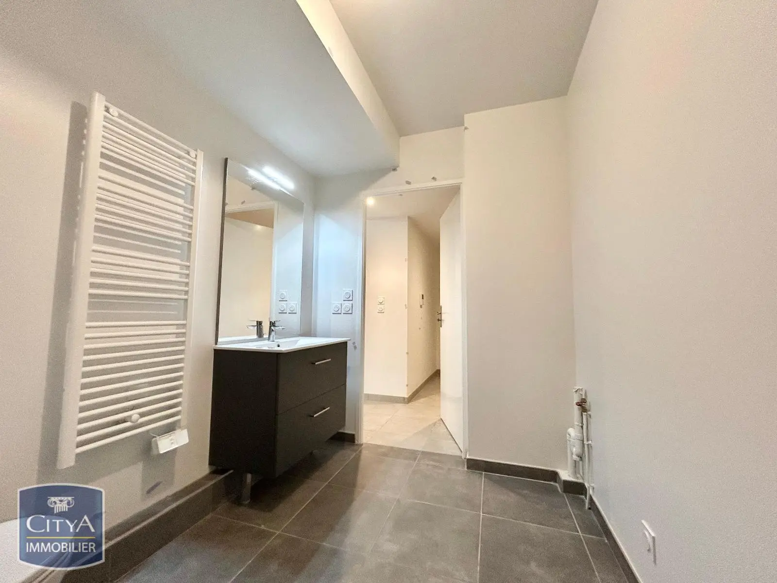 Photo 4 Appartement 1 pièce 30.94m²