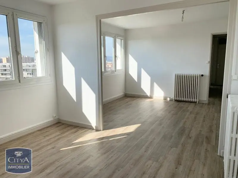 Photo 1 Appartement 2 pièces 56.88m²