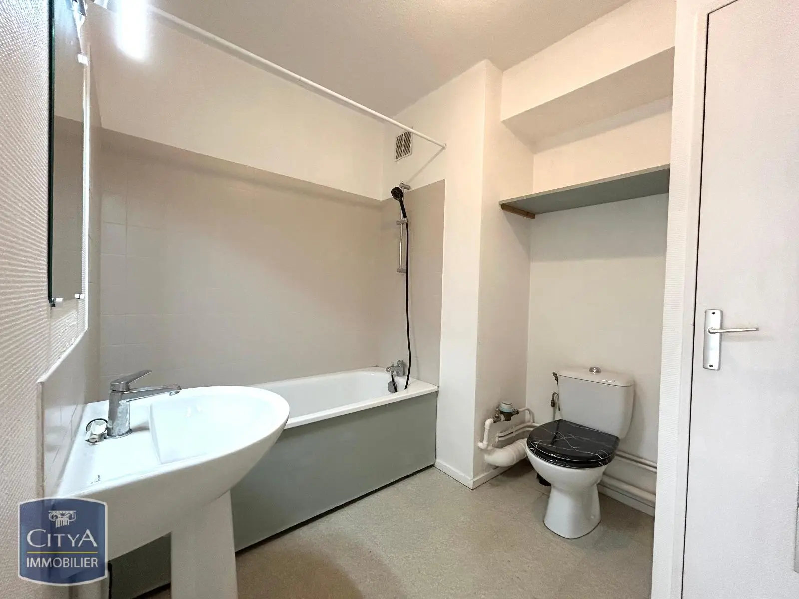 Photo 5 Appartement 1 pièce 33.53m²