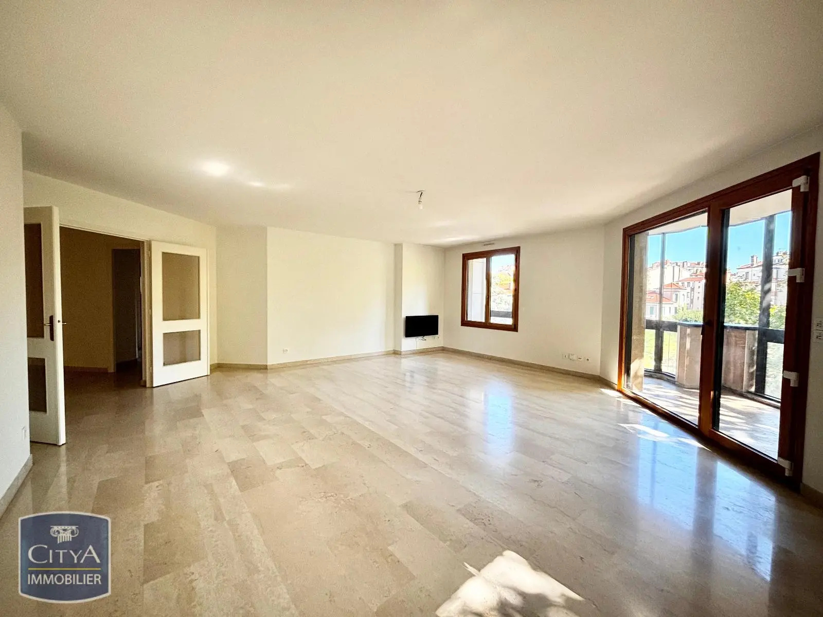 Photo 3 Appartement 4 pièces 131.9m²