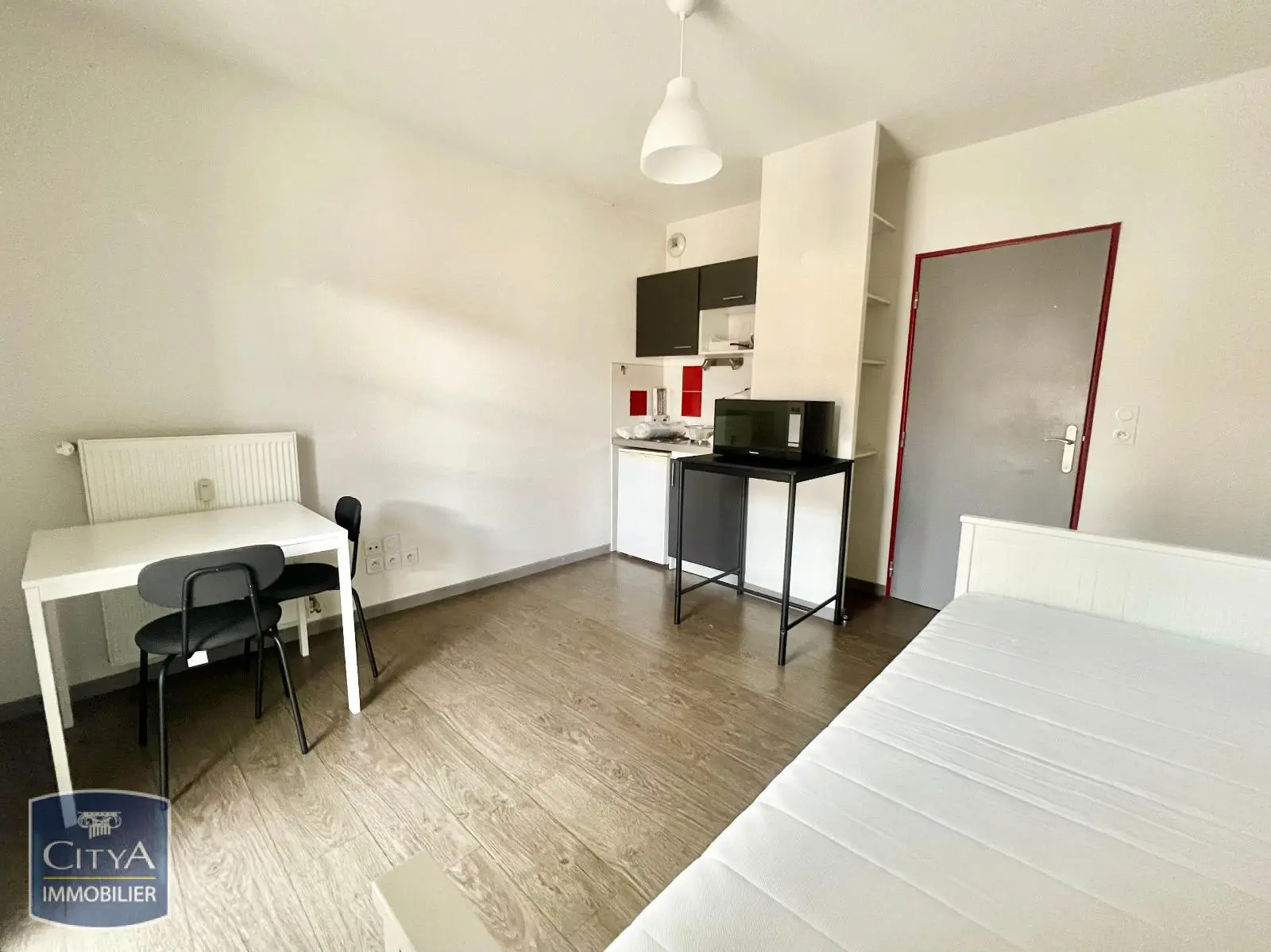 Photo 3 Appartement 1 pièce 18.96m²