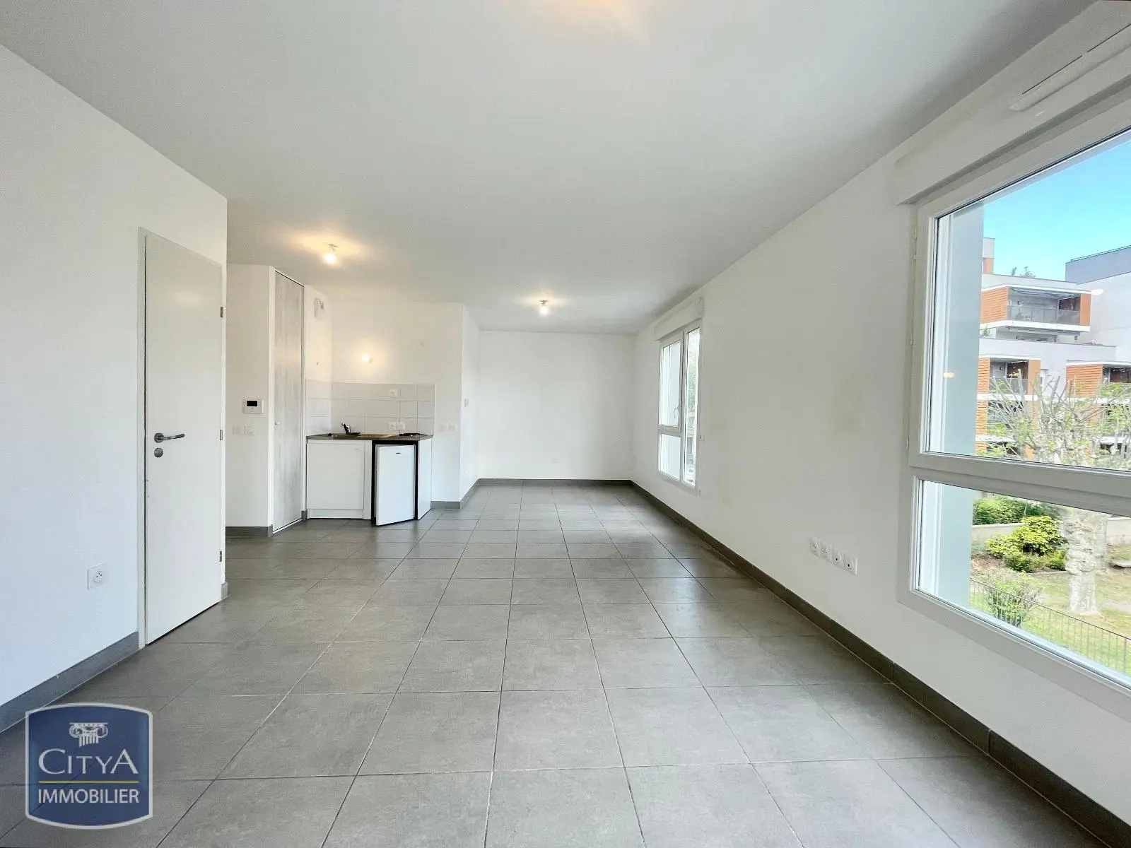 Photo 1 Appartement 1 pièce 36.57m²