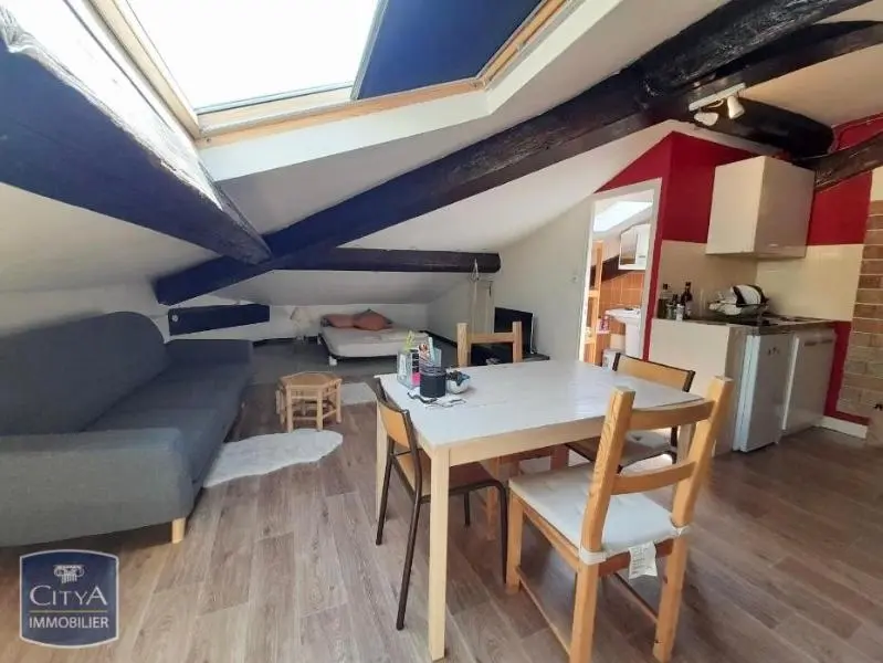 Photo 1 Appartement 1 pièce 15.08m²