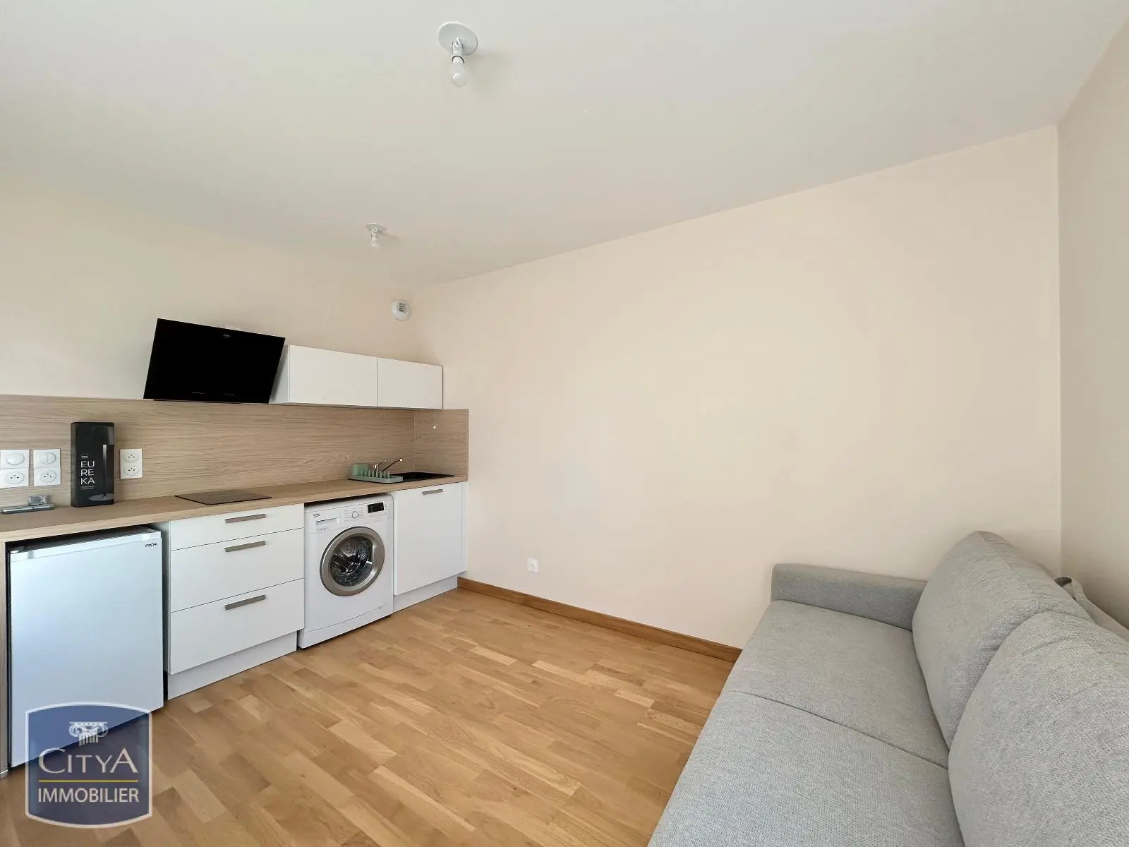 Photo 3 Appartement 1 pièce 21.98m²