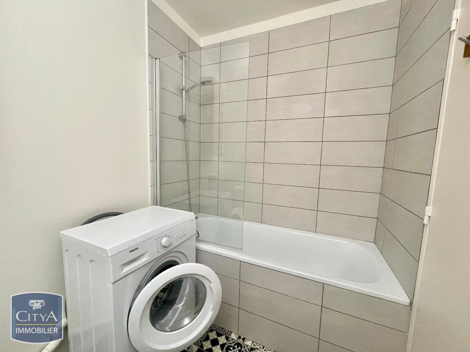 Photo 7 Appartement 1 pièce 30.65m²