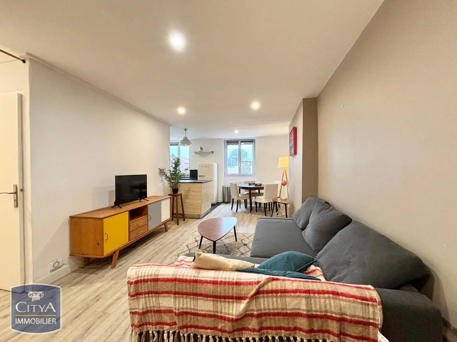 Photo 2 Appartement 2 pièces 45m²