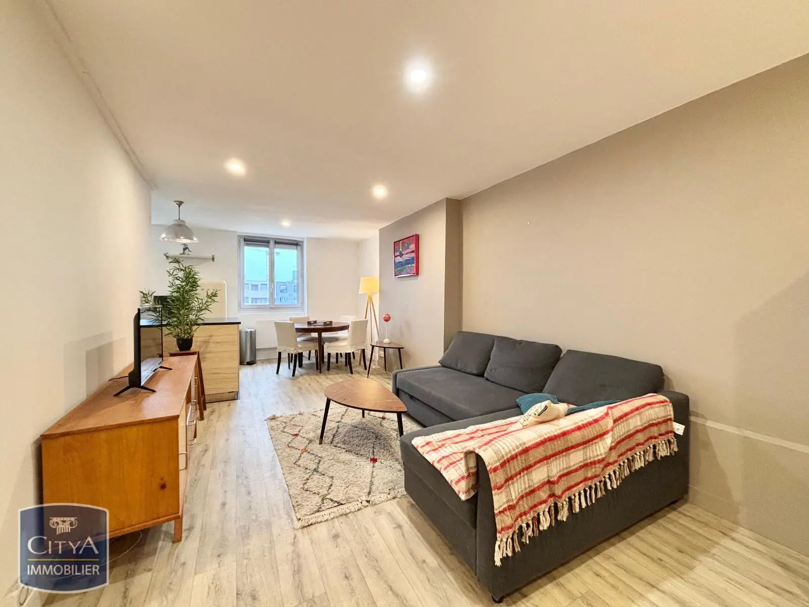 Photo 1 Appartement 2 pièces 45m²