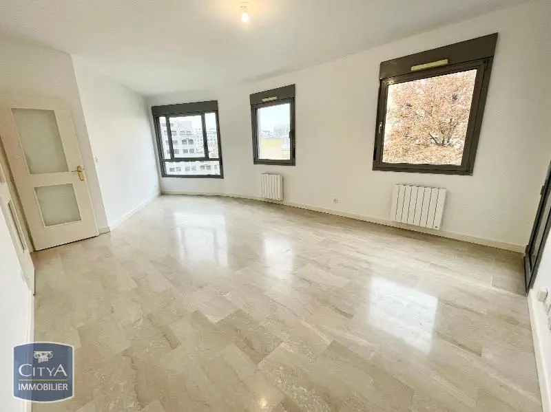 Photo Appartement 2 pièces 56.04m²