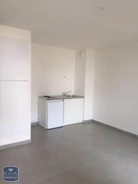 Photo 3 Appartement 1 pièce 31.87m²