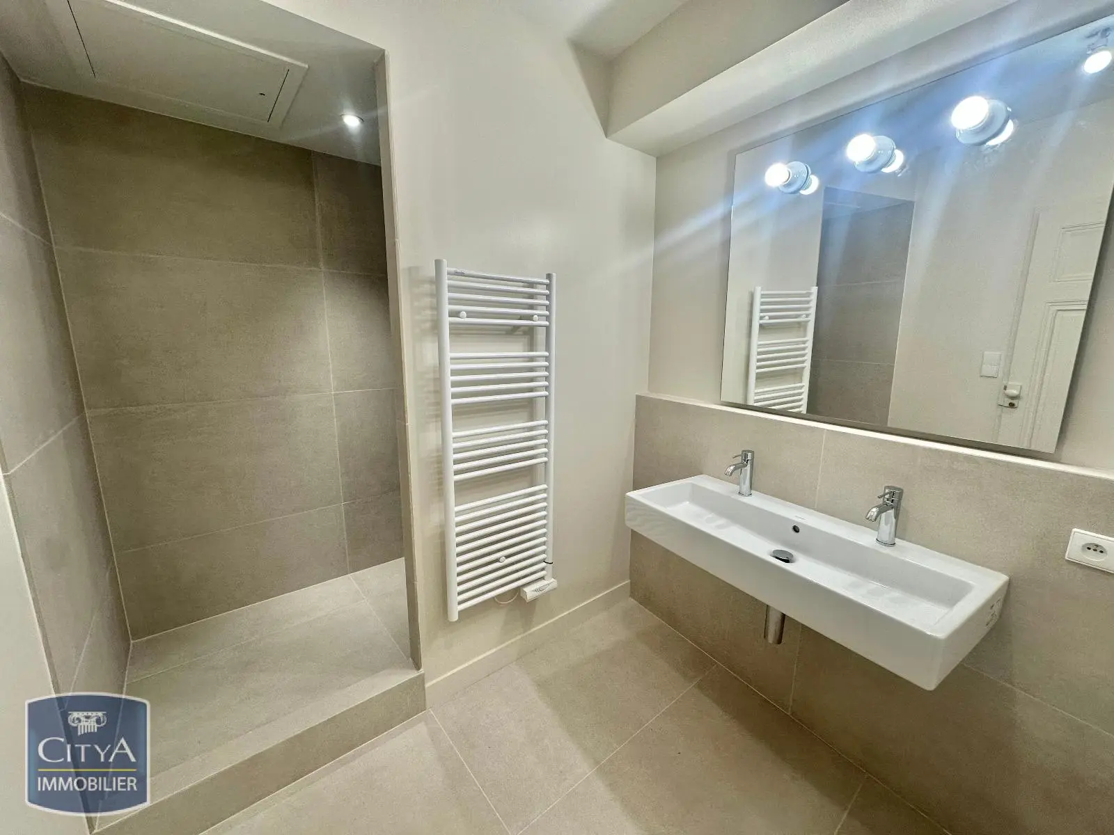 Photo 7 Appartement 3 pièces 91.9m²
