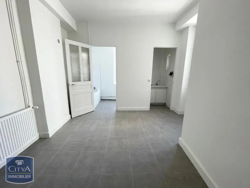 Photo 3 Appartement 2 pièces 61.77m²