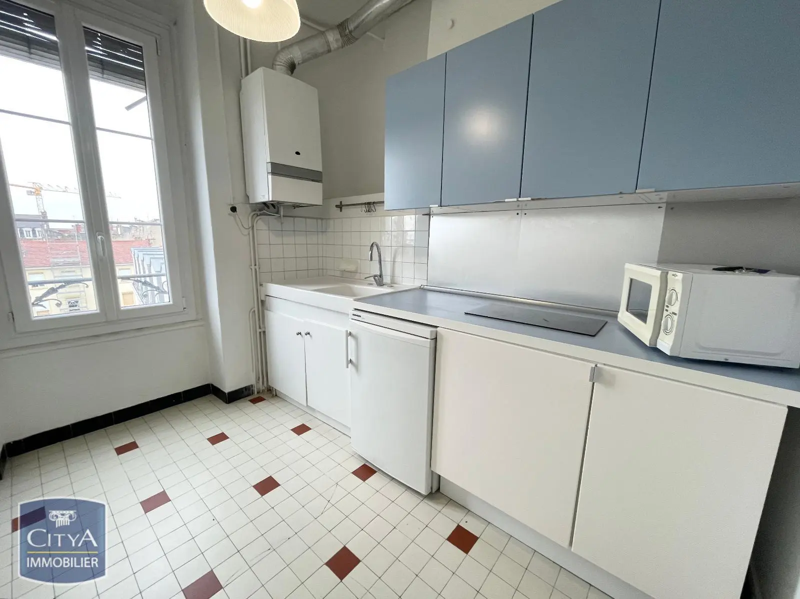 Photo 2 Appartement 1 pièce 26.99m²