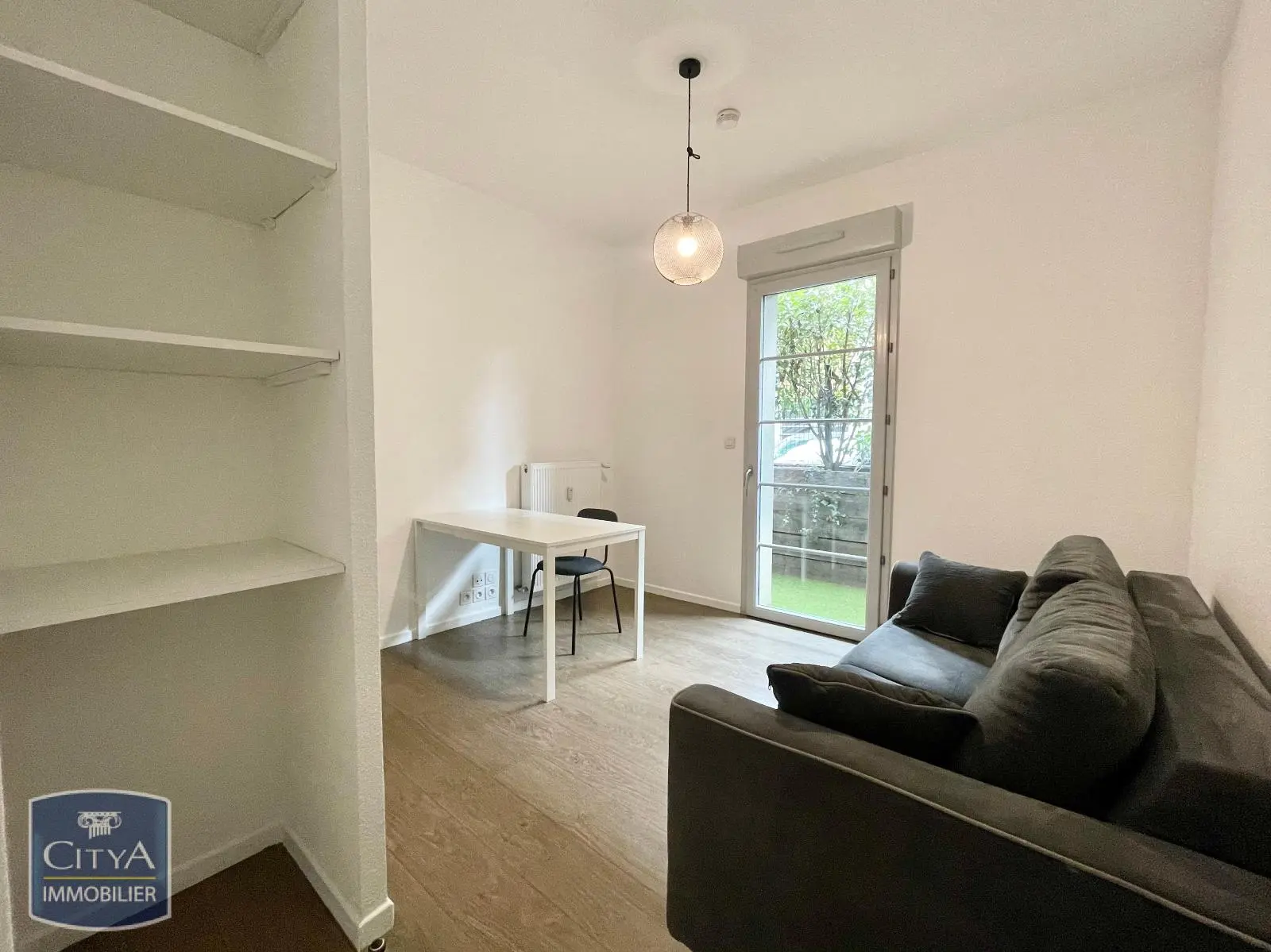 Photo 2 pour Appartement 1 pièce 19m² Photo 2 Appartement 1 pièce 19m²