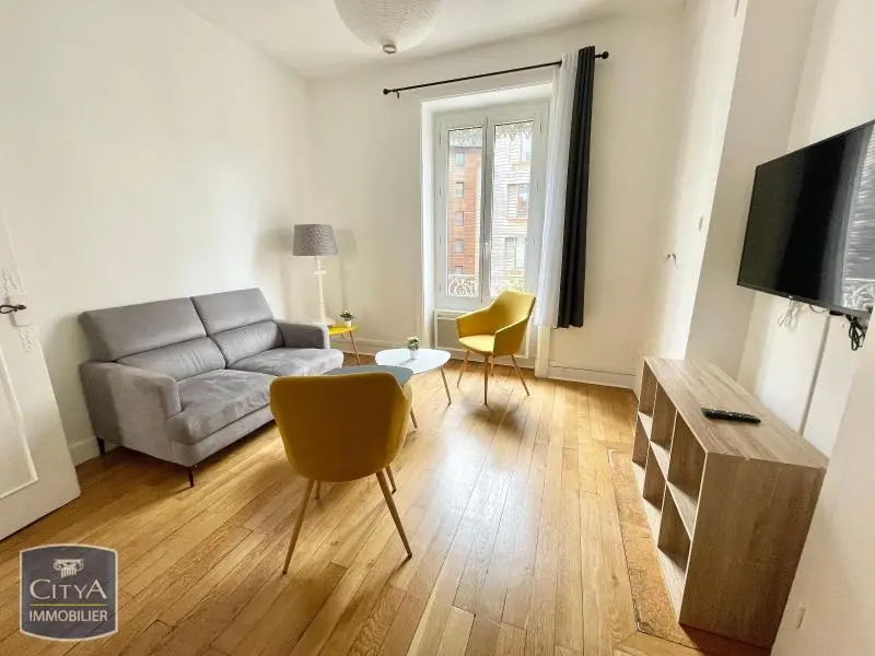 Photo 3 Appartement 1 pièce 32.81m²