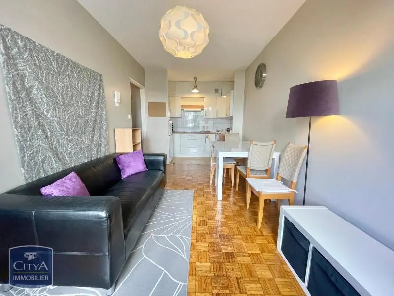 Photo 2 Appartement 1 pièce 31.89m²
