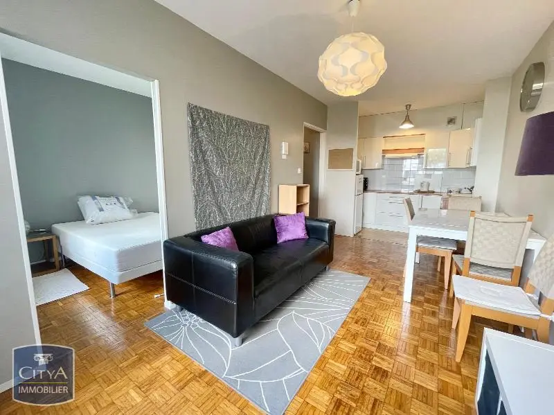 Photo 1 Appartement 1 pièce 31.89m²