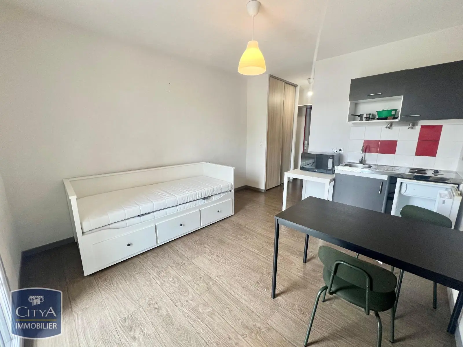Photo 3 Appartement 1 pièce 19.6m²