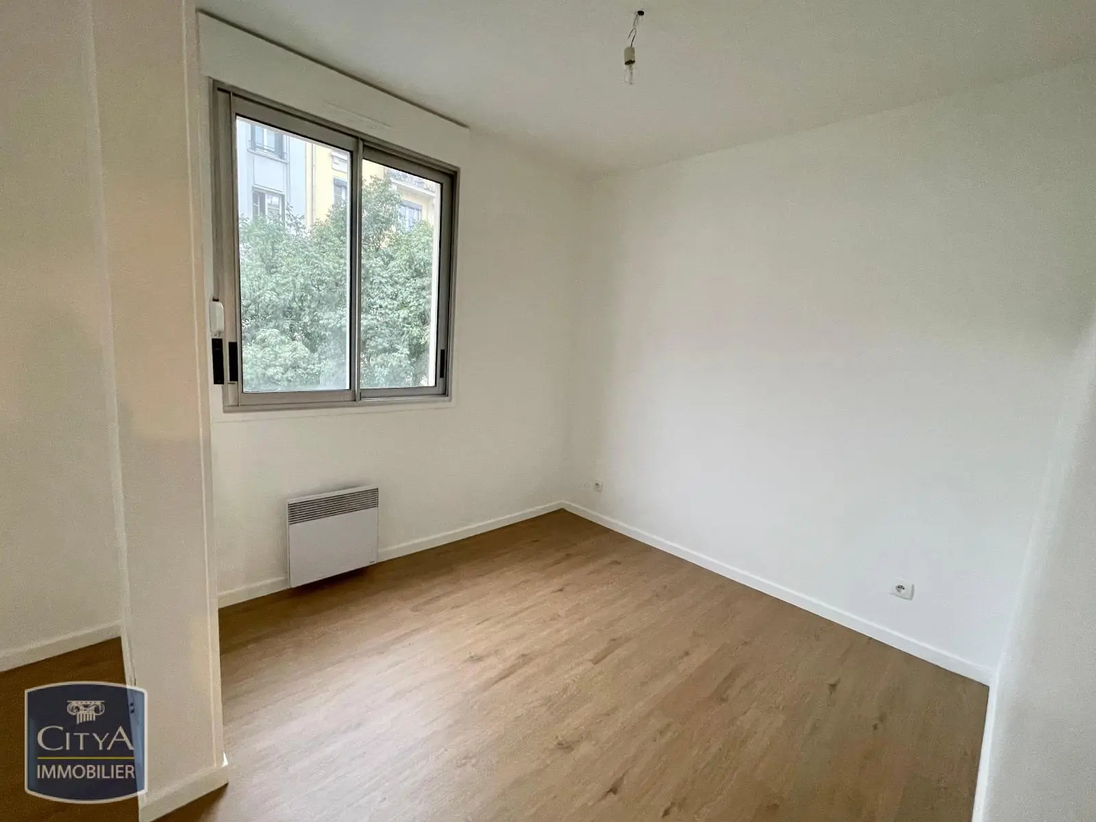 Photo 4 Appartement 1 pièce 32.98m²