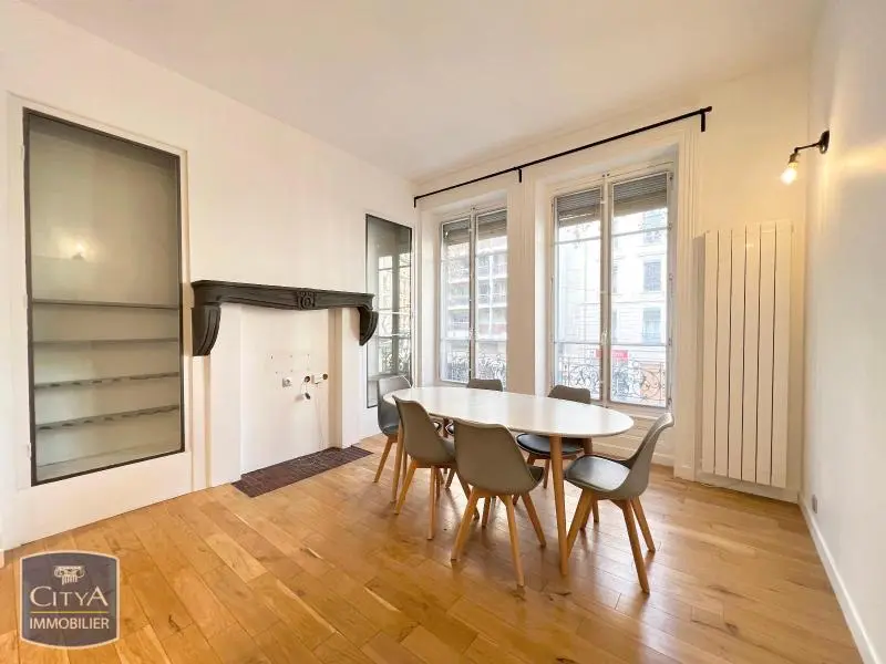 Photo 3 Appartement 2 pièces 56.64m²