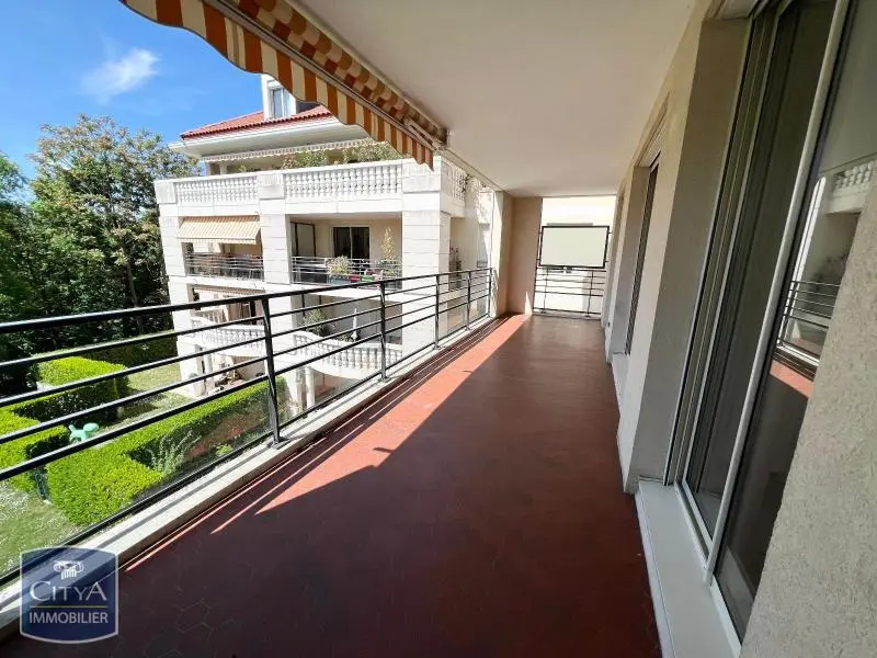 Photo 2 Appartement 4 pièces 96.21m²