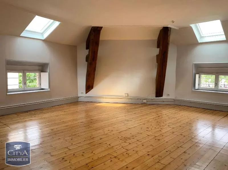 Illustration pour Appartement 5 pièces 189.9m² Photo Appartement 5 pièces 189.9m²