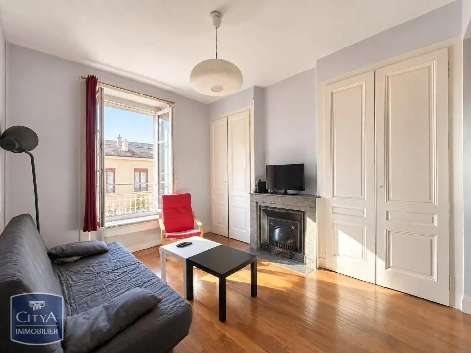 Photo 1 Appartement 2 pièces 43.02m²