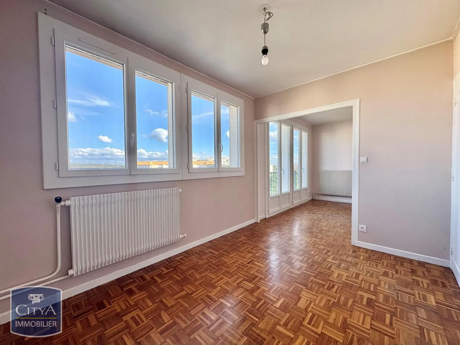 Photo 2 Appartement 2 pièces 56.93m²