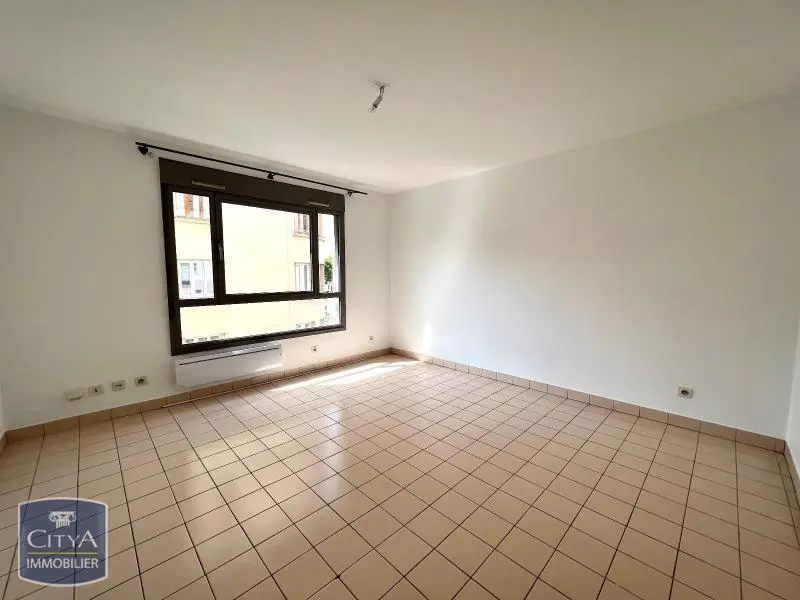 Photo 1 Appartement 1 pièce 27.64m²