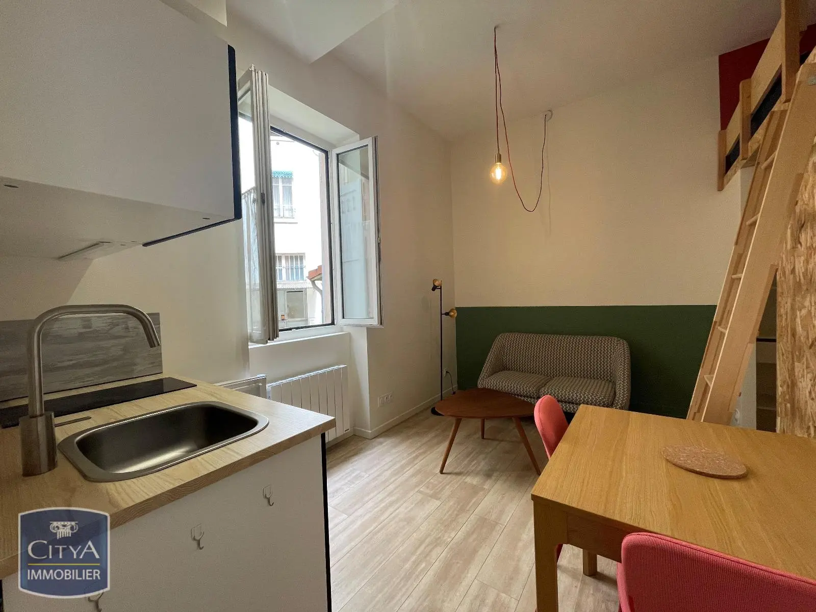 Photo 1 Appartement 1 pièce 14.14m²