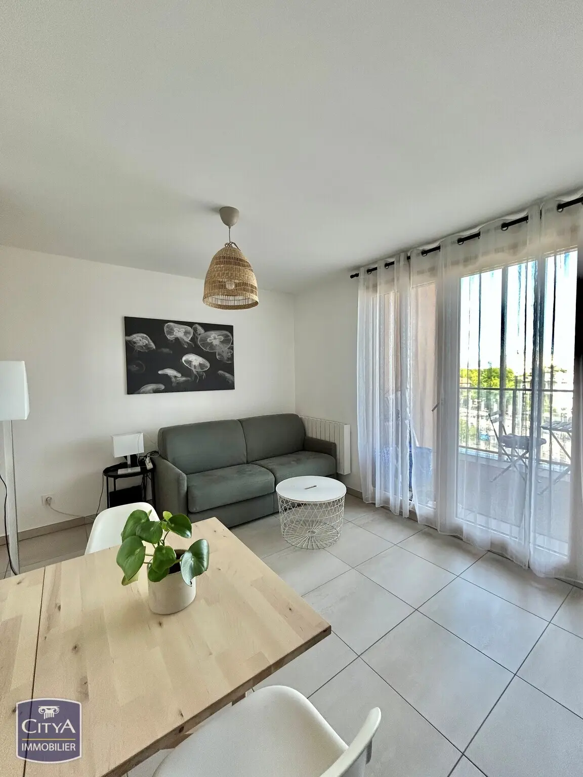 Photo 2 Appartement 1 pièce 27m²