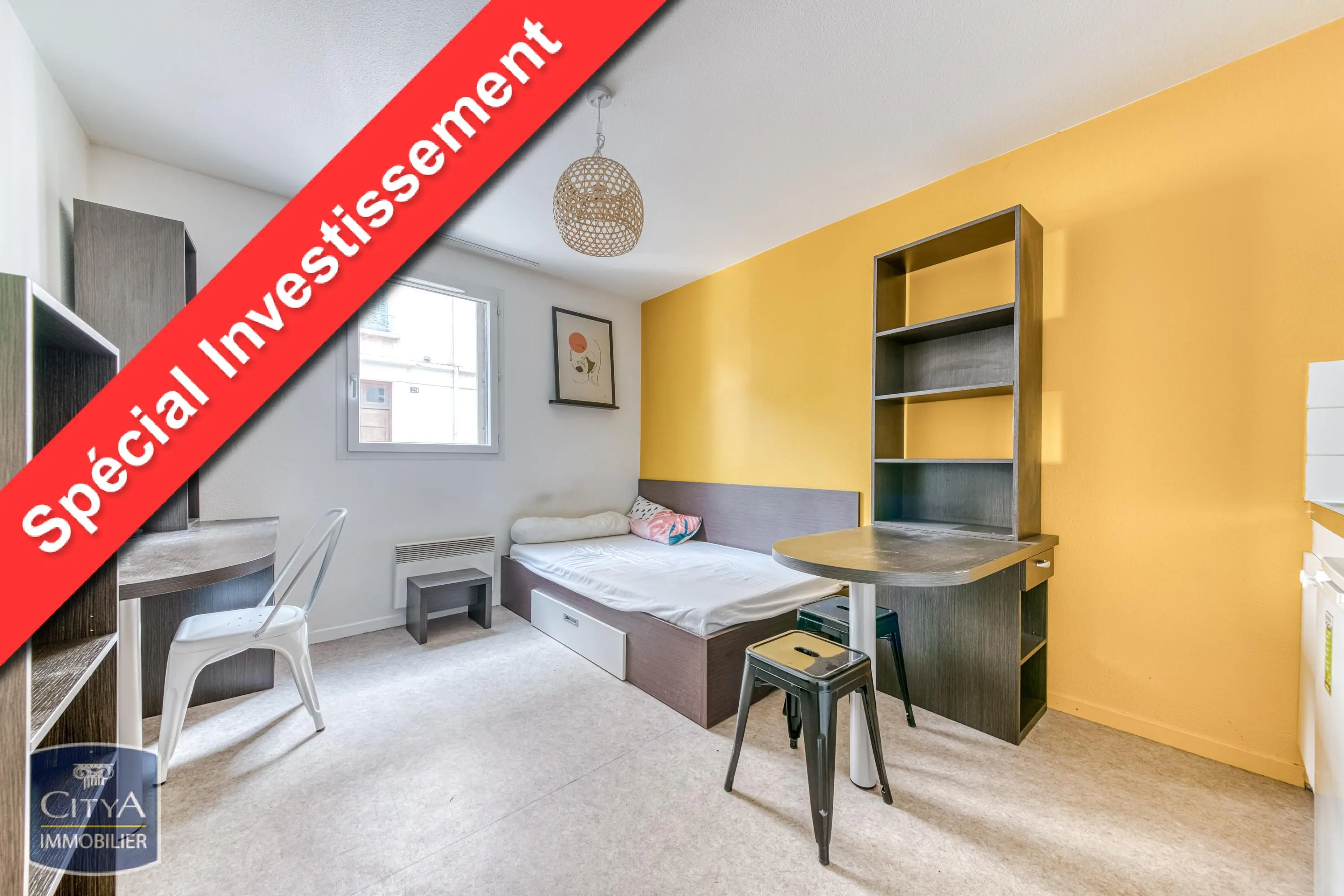 Photo 1 Appartement 1 pièce 18m²