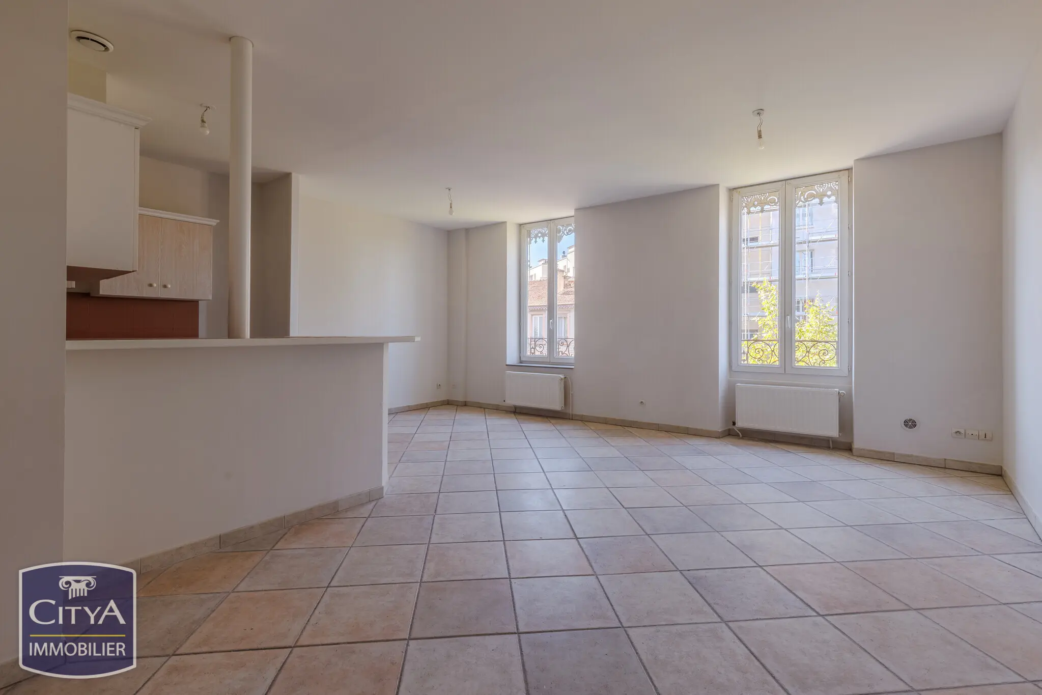 Appartement 3 pièces 72 m² · à Lyon 8e Arrondissement · 72 m² · 266 000 €