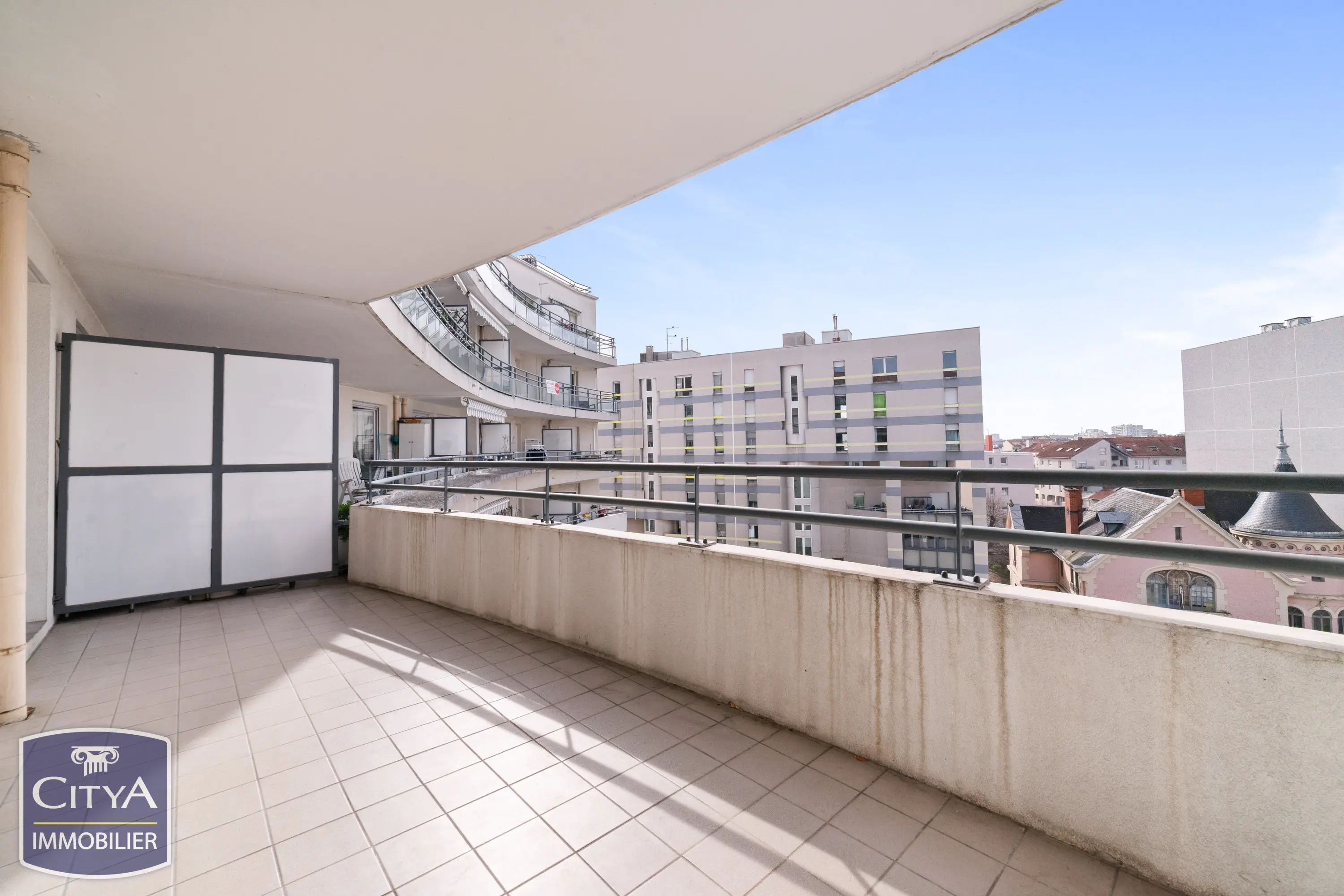 Photo 1 Appartement 4 pièces 83m²