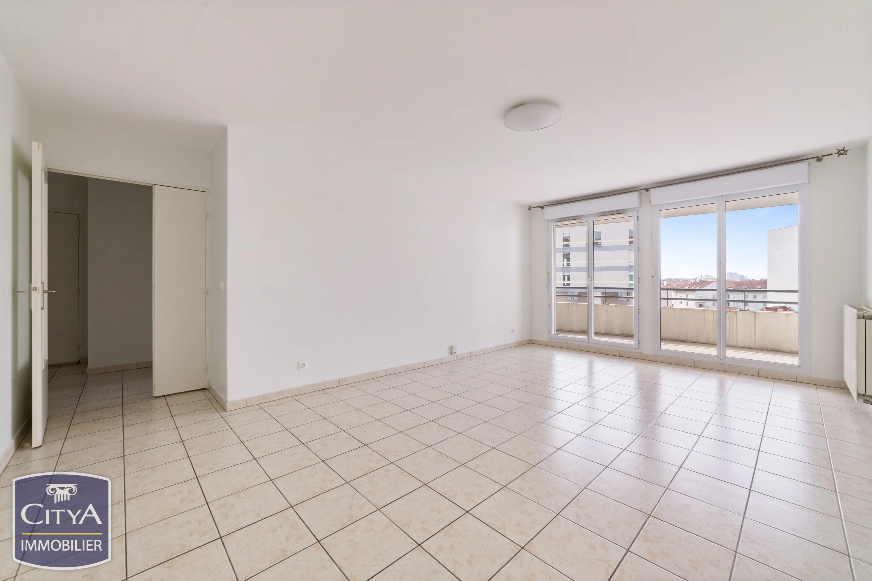 Photo 3 Appartement 4 pièces 83m²