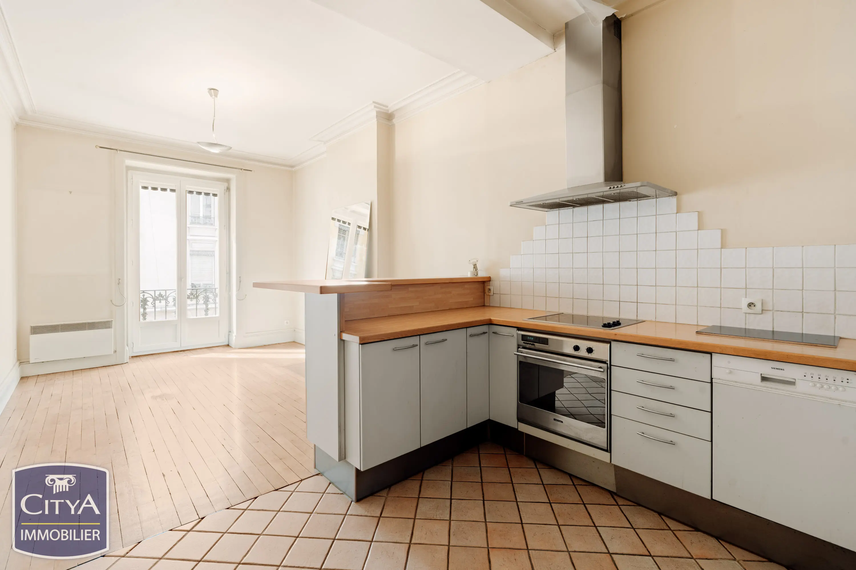 Photo 3 Appartement 2 pièces 56.09m²