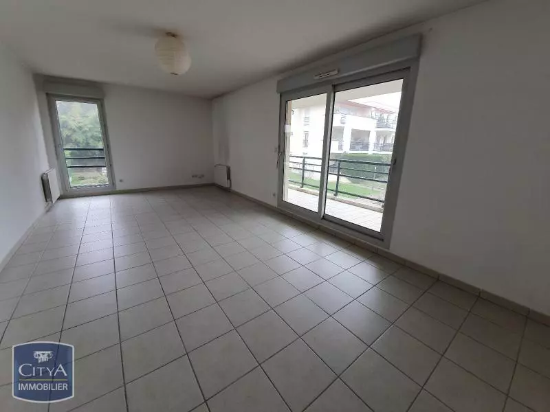 Illustration pour Appartement 3 pièces 69.86m² Photo Appartement 3 pièces 69.86m²
