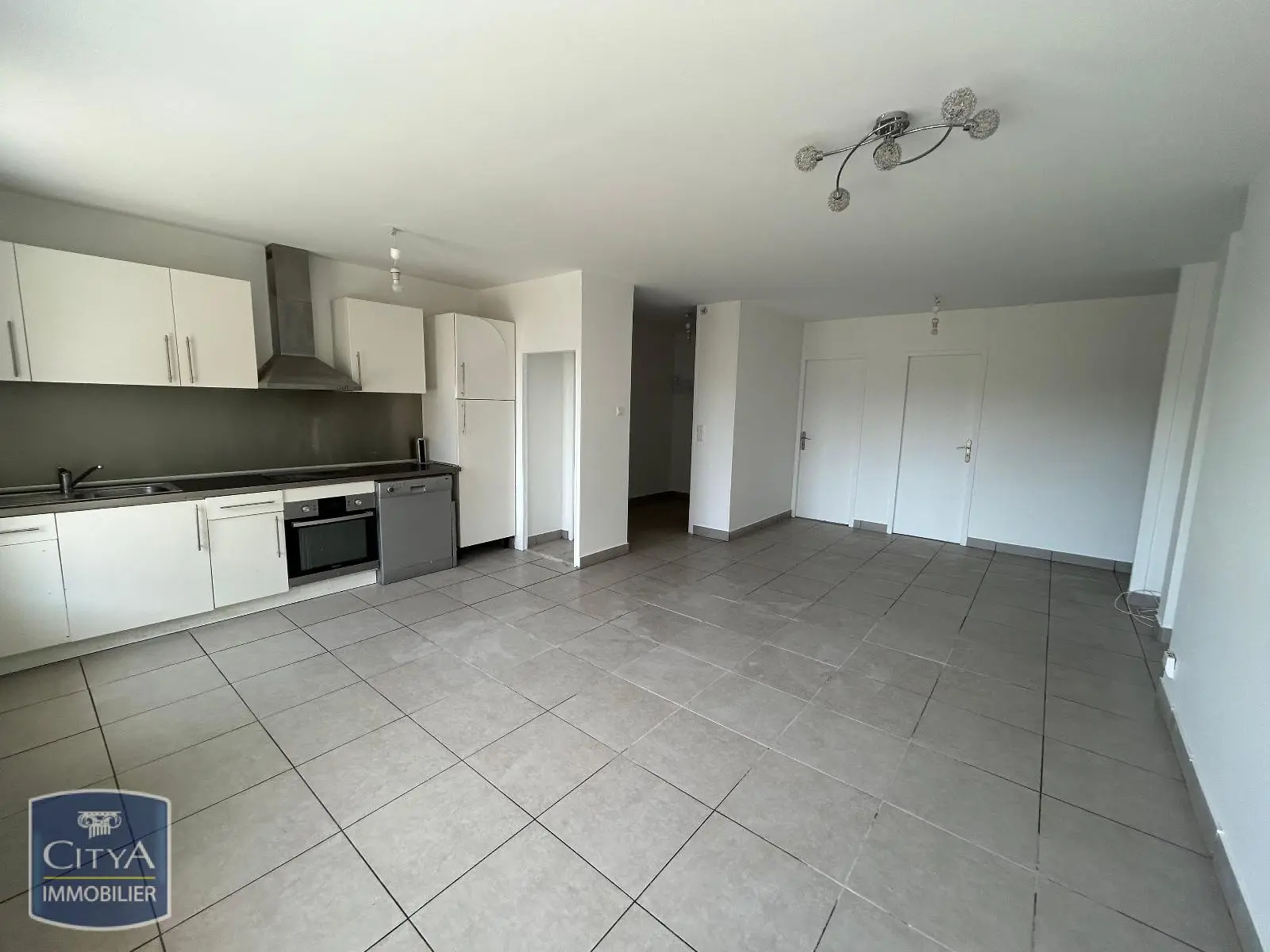 Photo 2 Appartement 4 pièces 82.75m²
