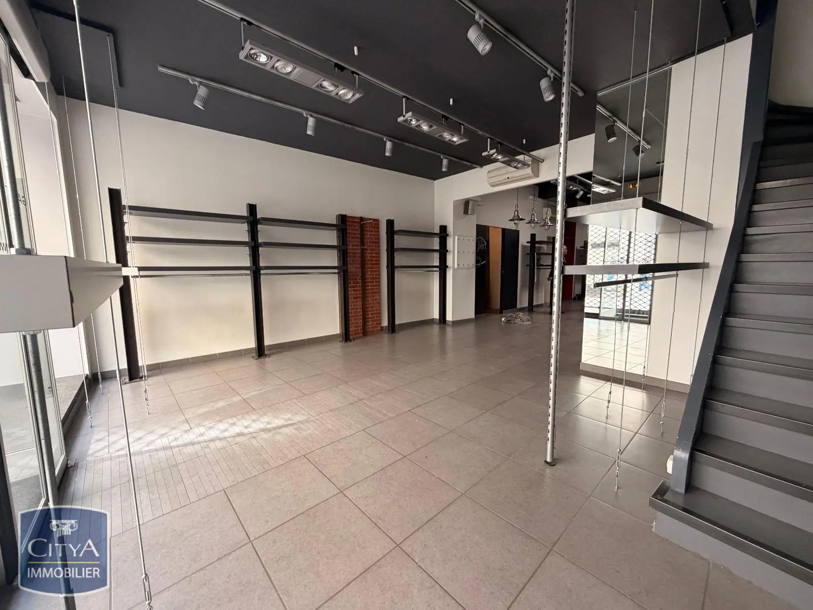 Photo 3 Local Commercial