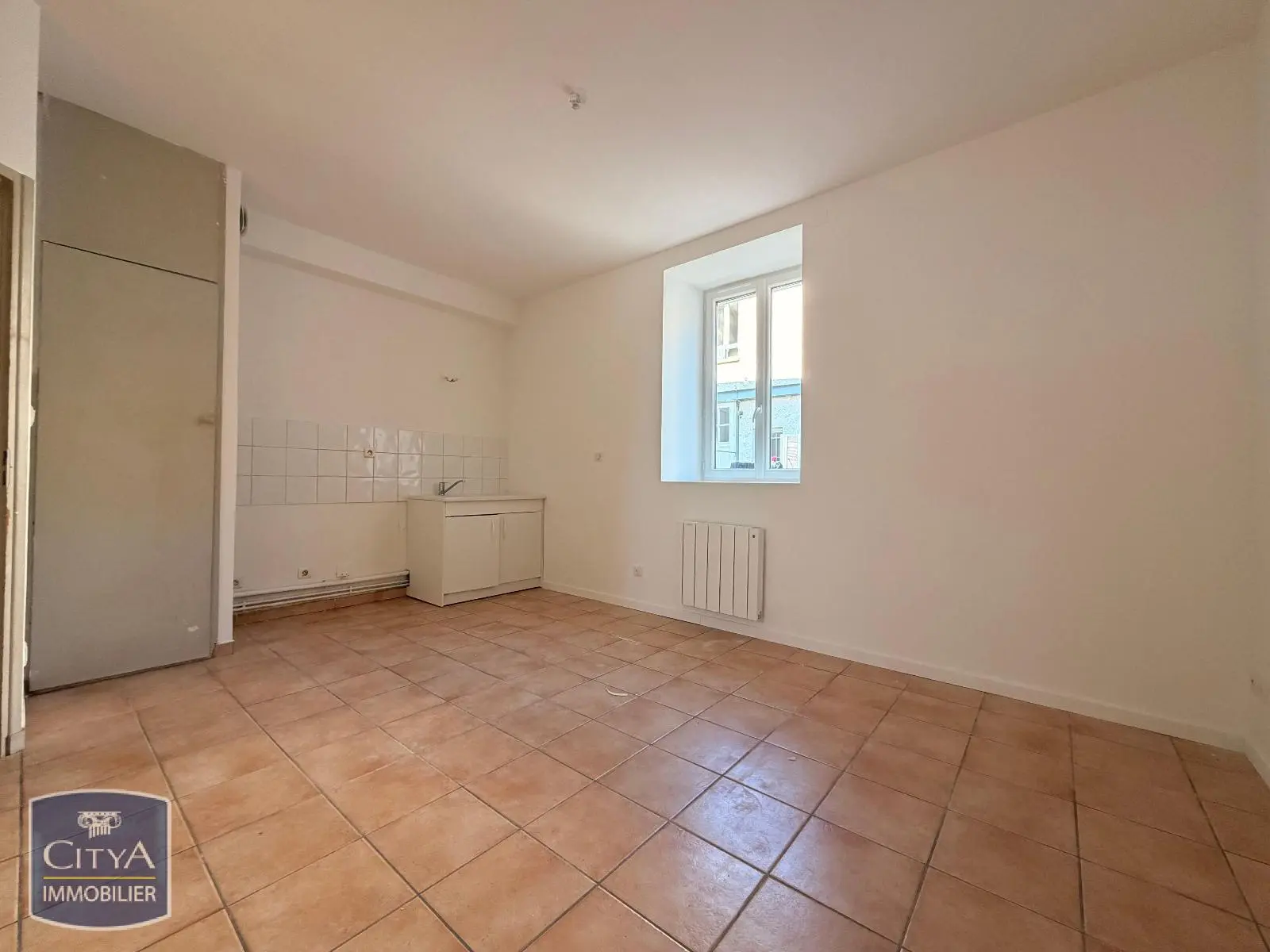 Photo 3 Appartement 1 pièce 31.81m²