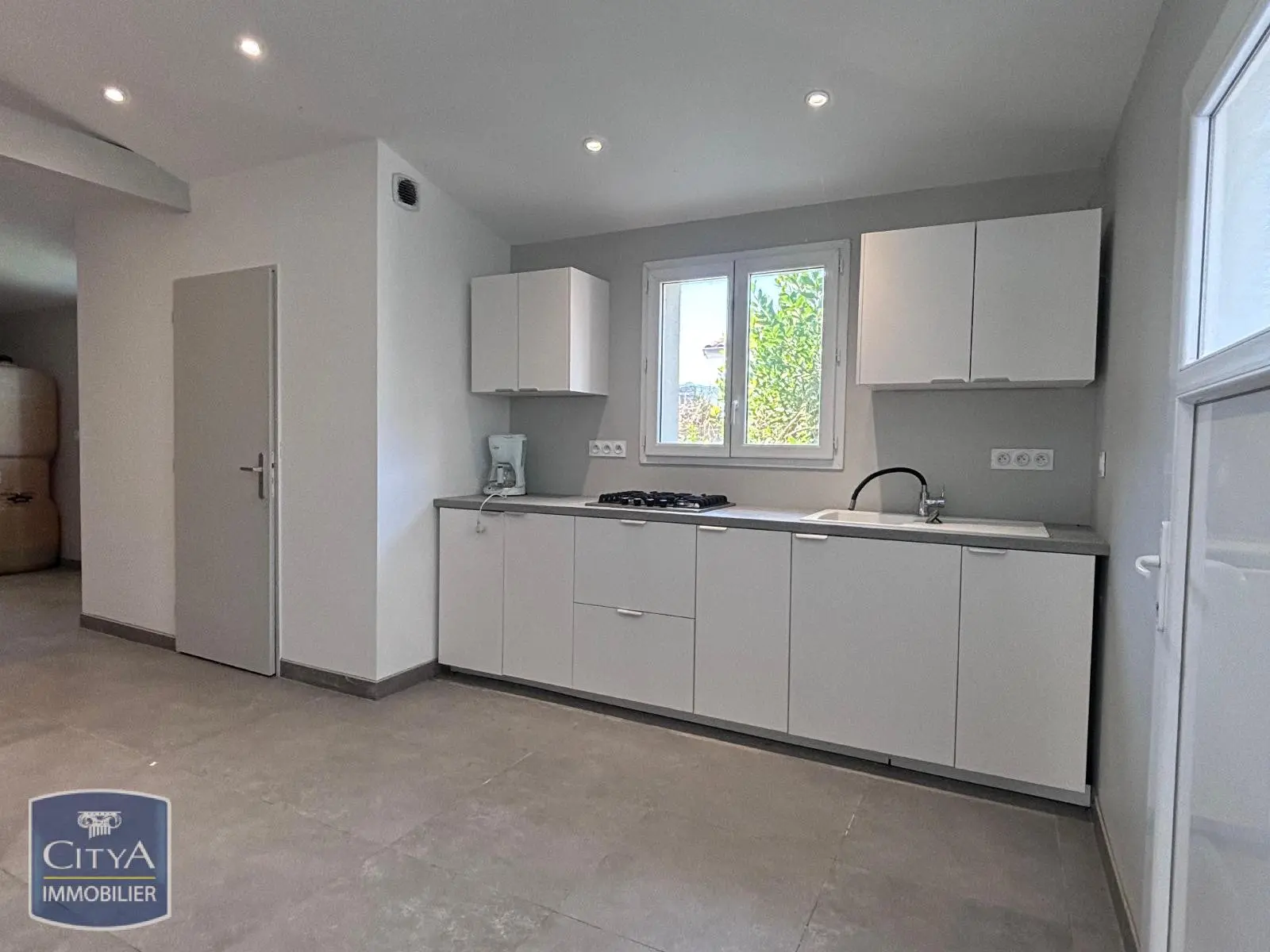 Photo 6 Maison 6 pièces 178m²