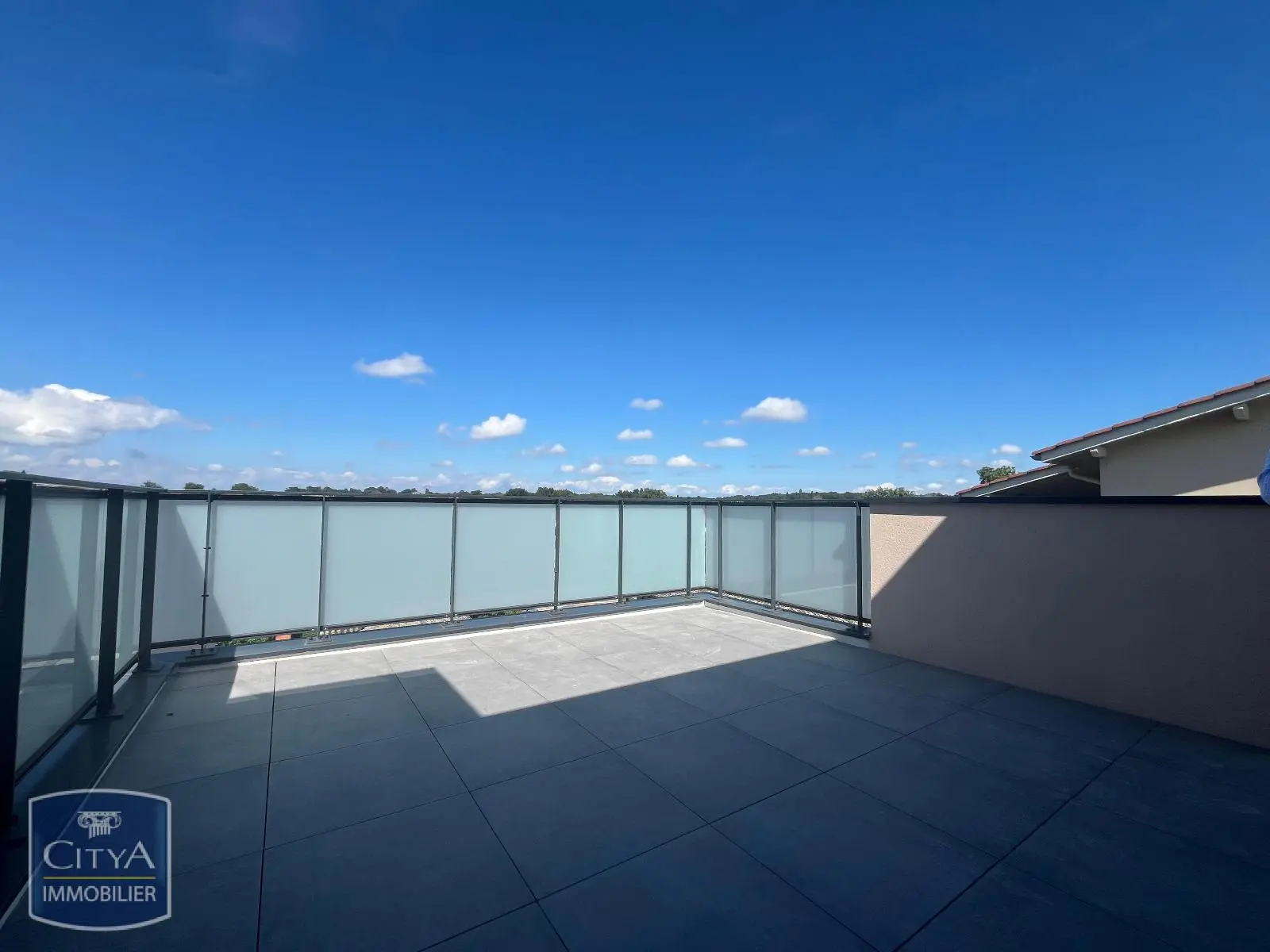 Photo 1 appartement Mionnay