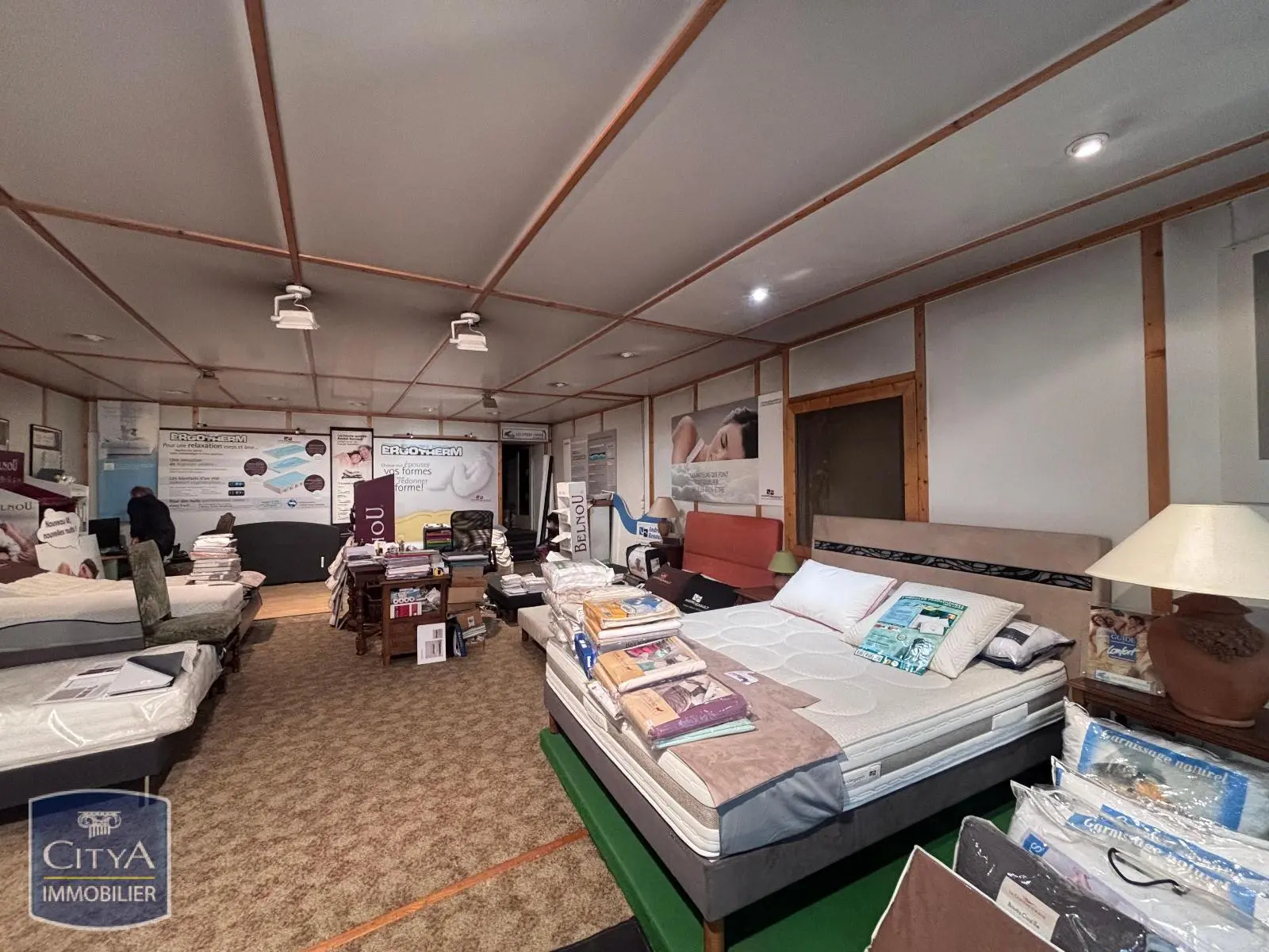 Photo 4 Local Commercial