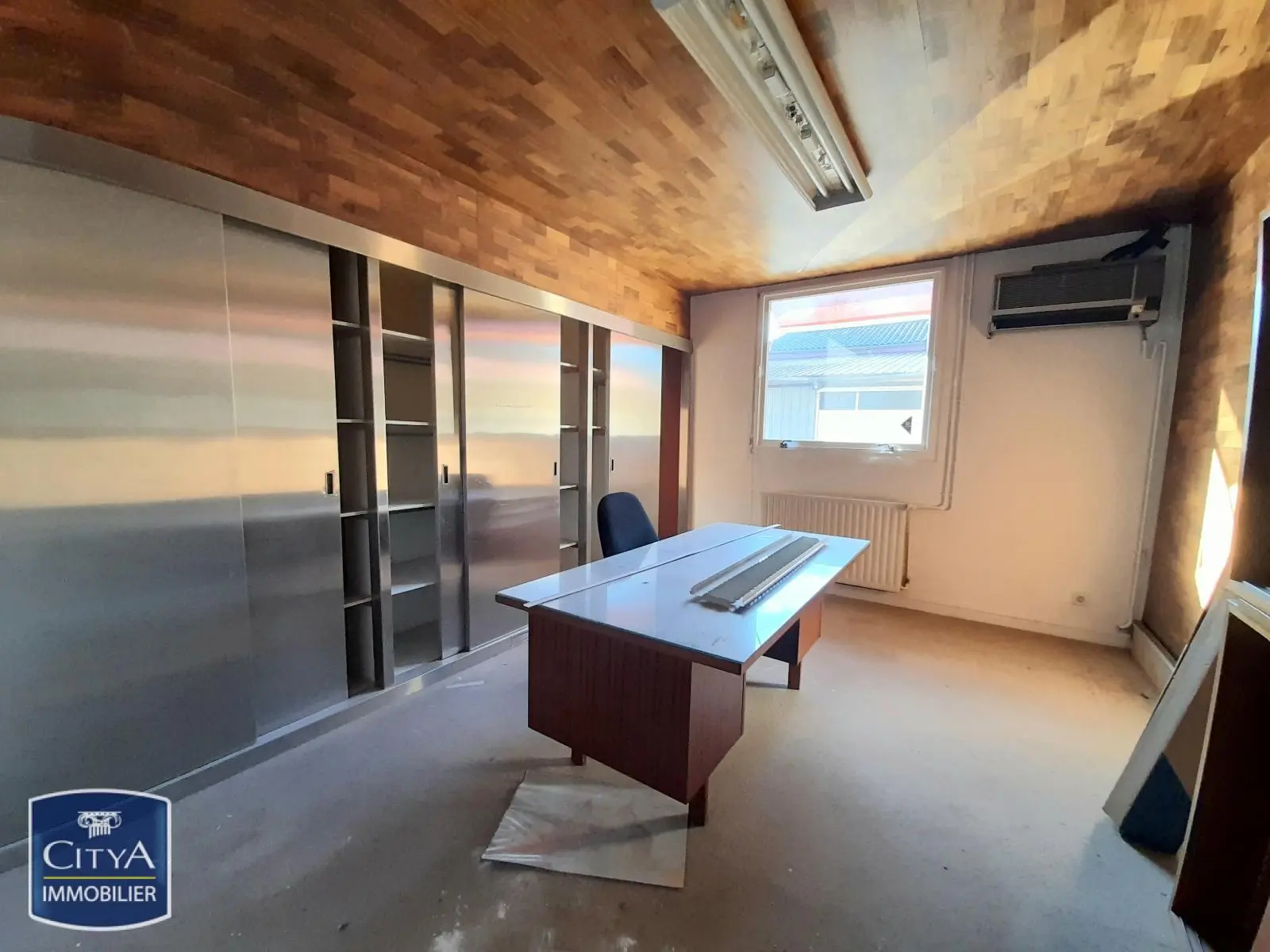 Photo 1 Local Commercial 103.5m²