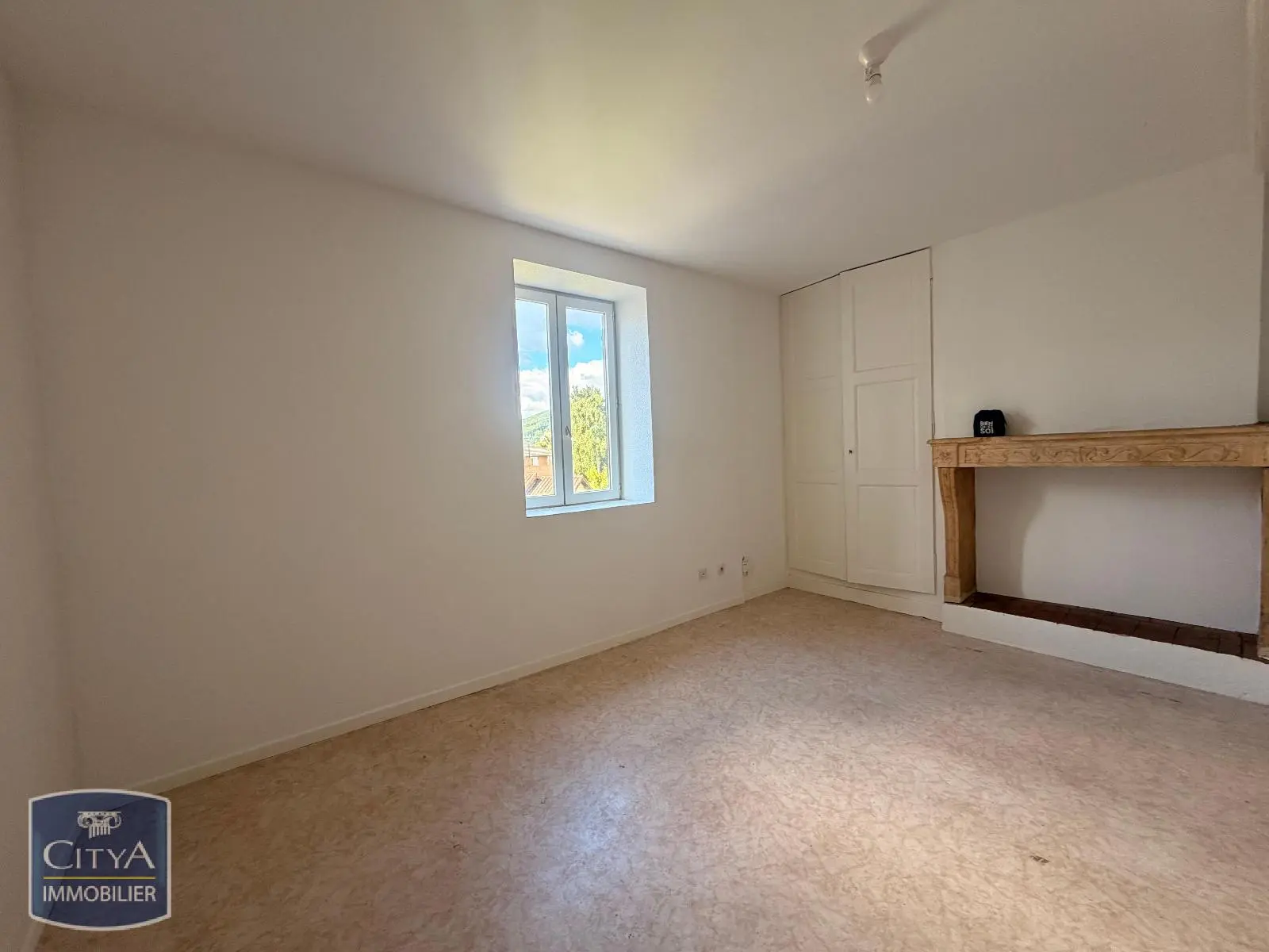 Photo 2 Appartement 1 pièce 24.19m²