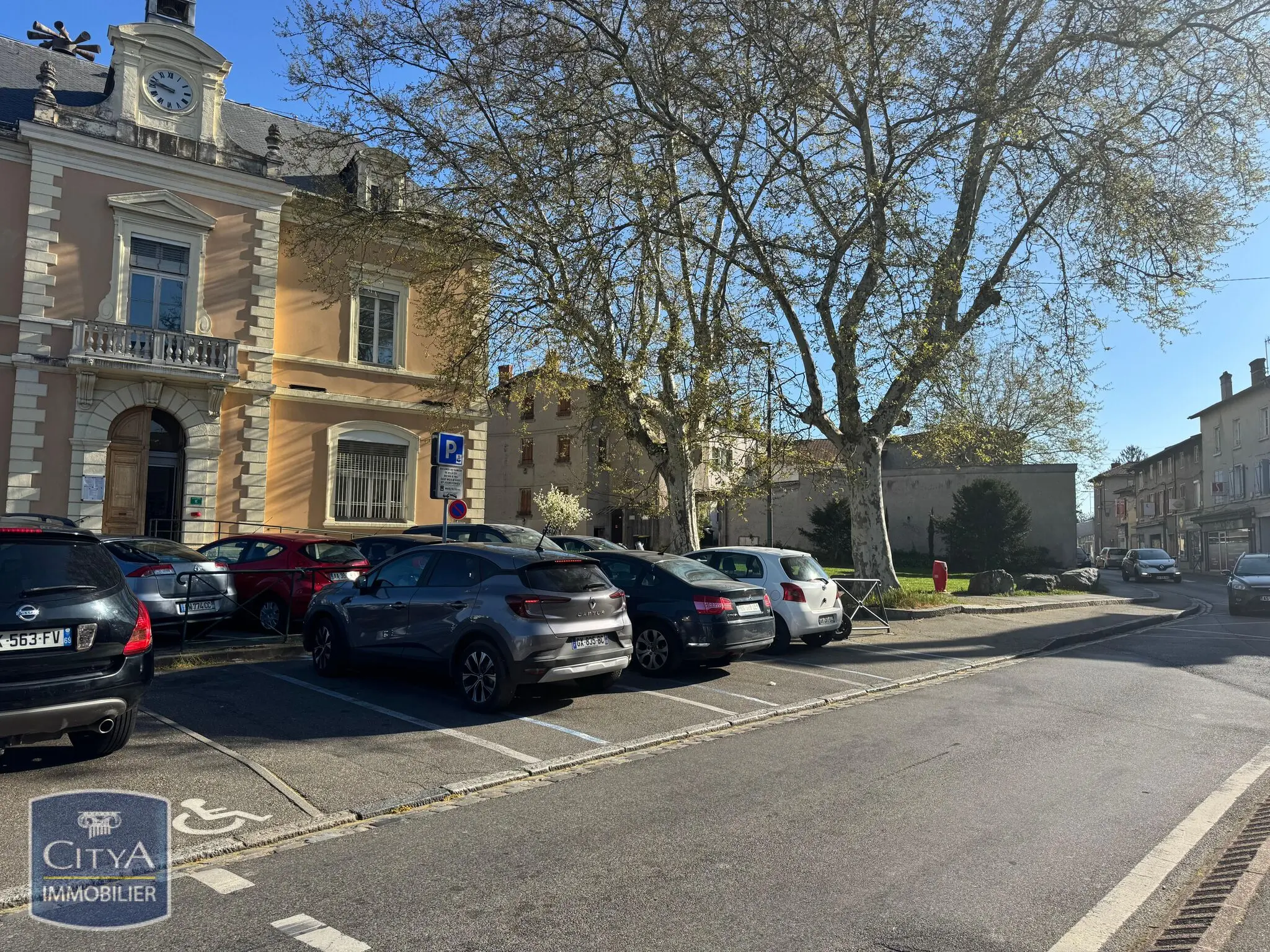 Photo 4 Immeuble 230m²