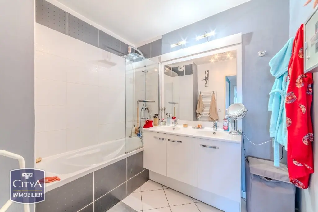 Photo 11 Appartement 4 pièces 82m²