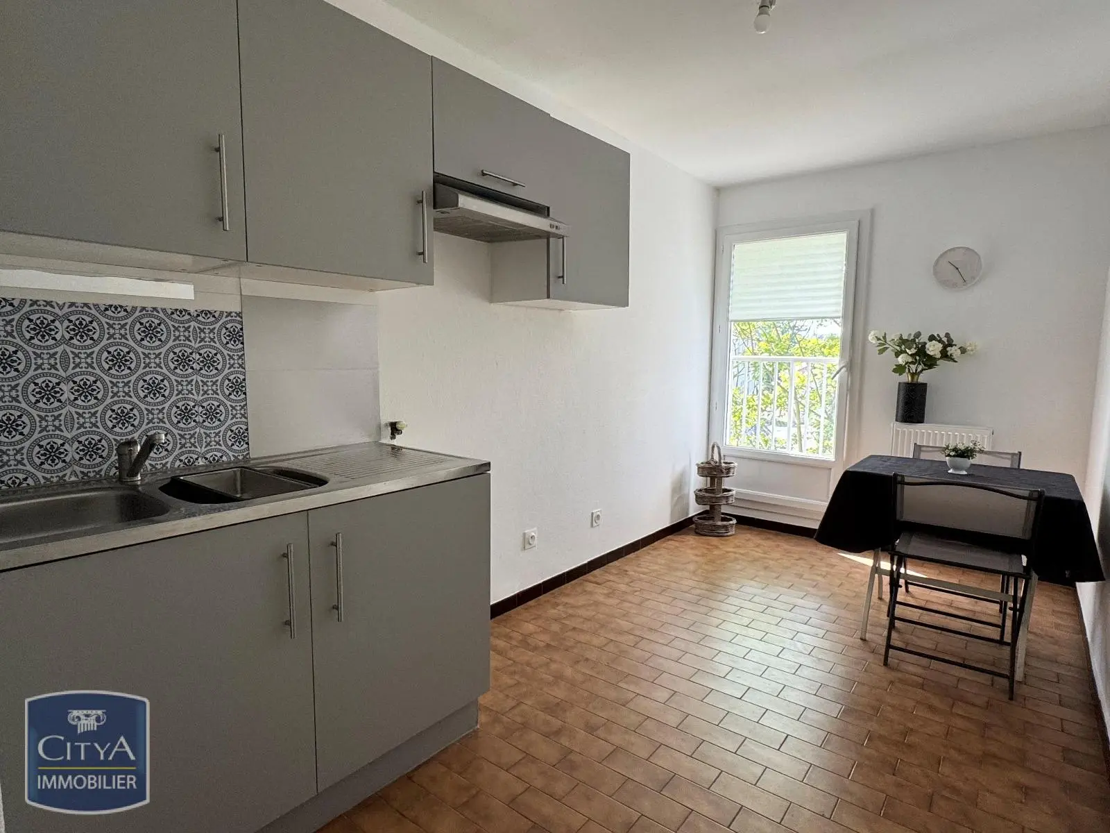 Photo 2 Appartement 1 pièce 31.5m²