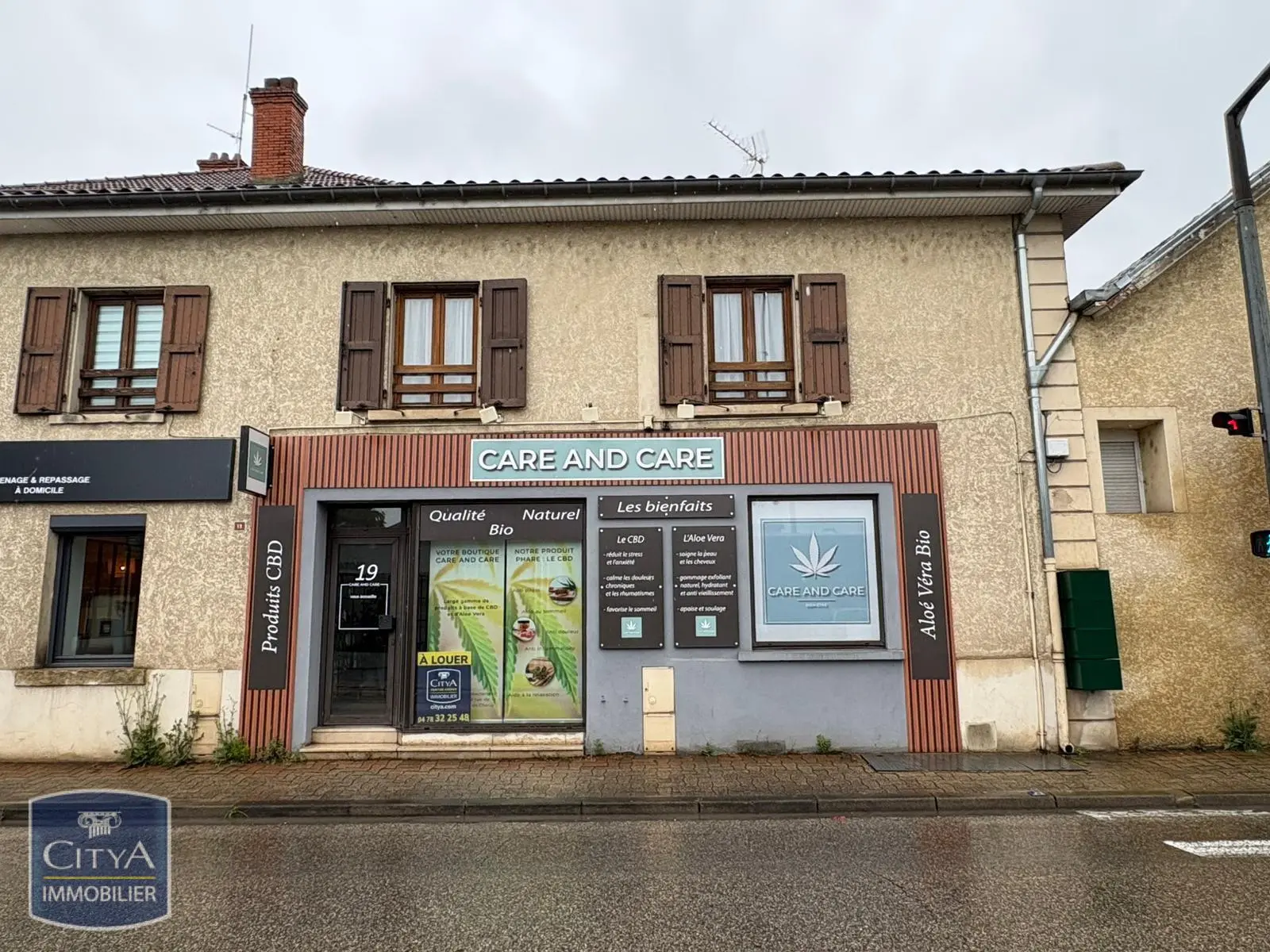 Photo 1 local commercial Pont-de-Chéruy